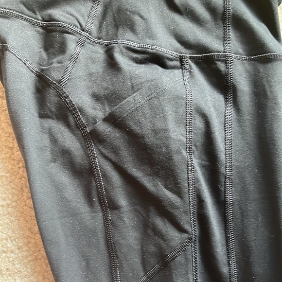 Victoria’s Secret Sport Leggings - Picture 5 of 6